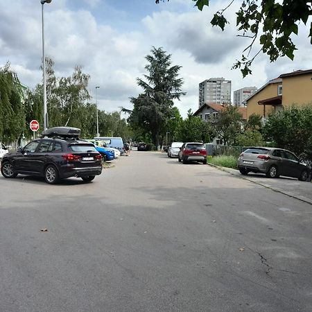 Lera Apartment-Free Public Parking Nearby 萨格勒布 外观 照片