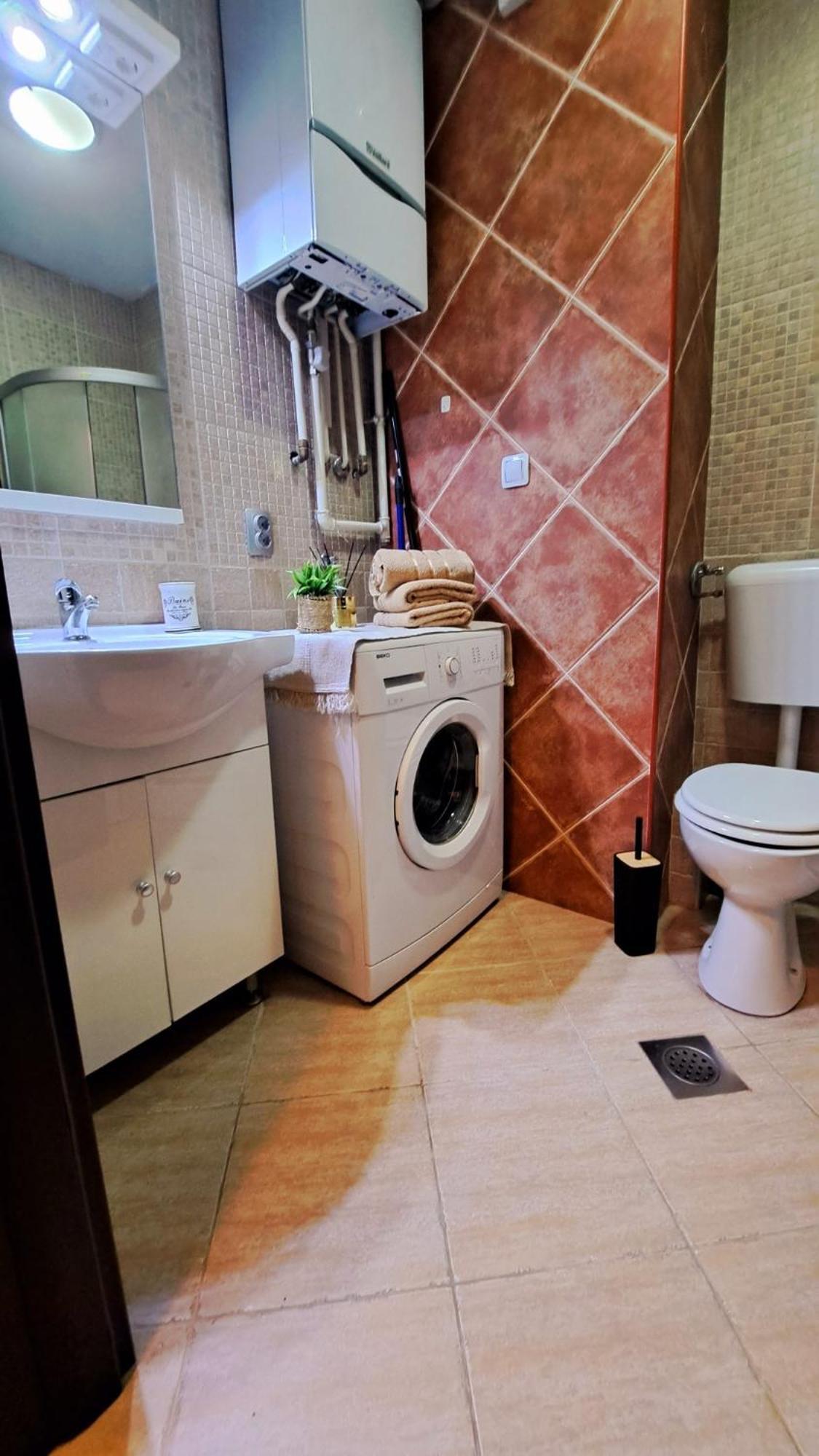 Lera Apartment-Free Public Parking Nearby 萨格勒布 外观 照片