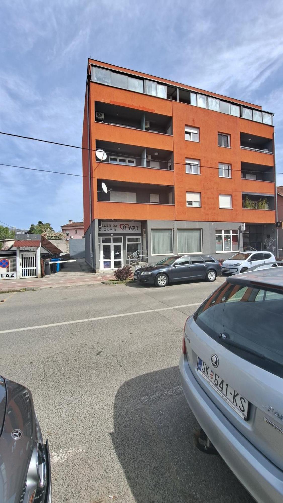 Lera Apartment-Free Public Parking Nearby 萨格勒布 外观 照片