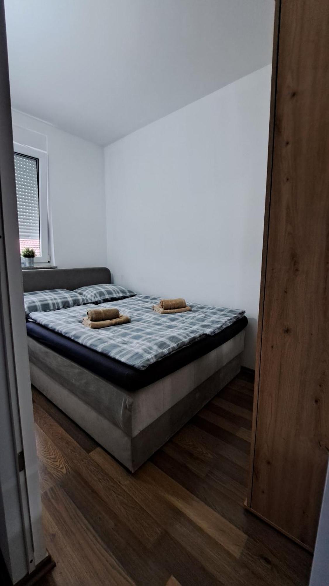 Lera Apartment-Free Public Parking Nearby 萨格勒布 外观 照片