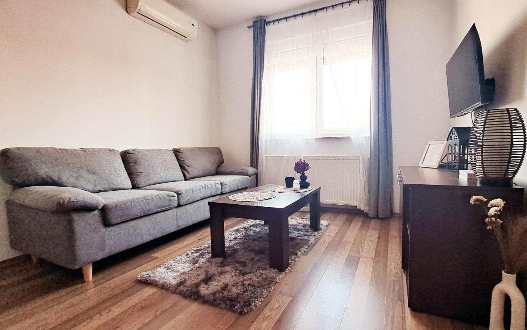 Lera Apartment-Free Public Parking Nearby 萨格勒布 外观 照片